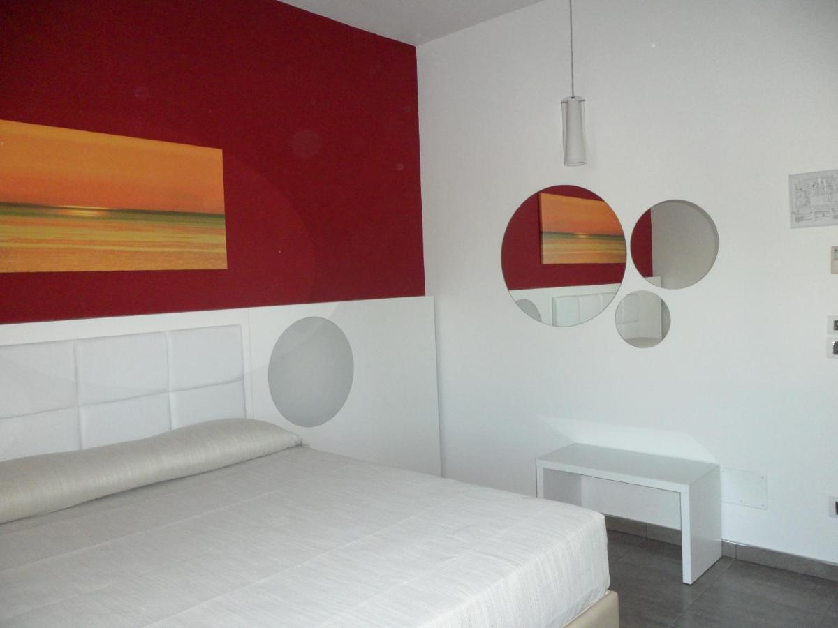 Motel S.16 Muro Leccese Exterior foto
